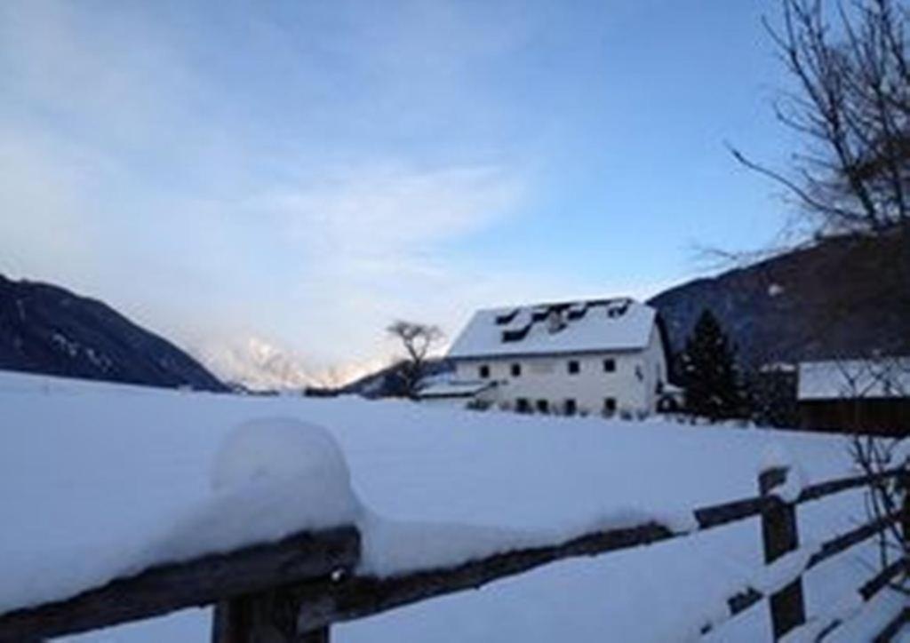 Ansitz Goller Hotel Rasun di Sopra Kültér fotó