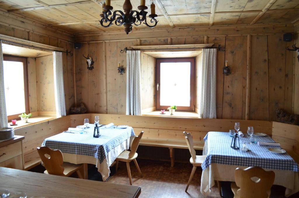 Ansitz Goller Hotel Rasun di Sopra Kültér fotó